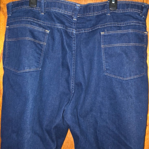 VF Jeanswear Men’s Blue Jeans - Picture 2 of 7